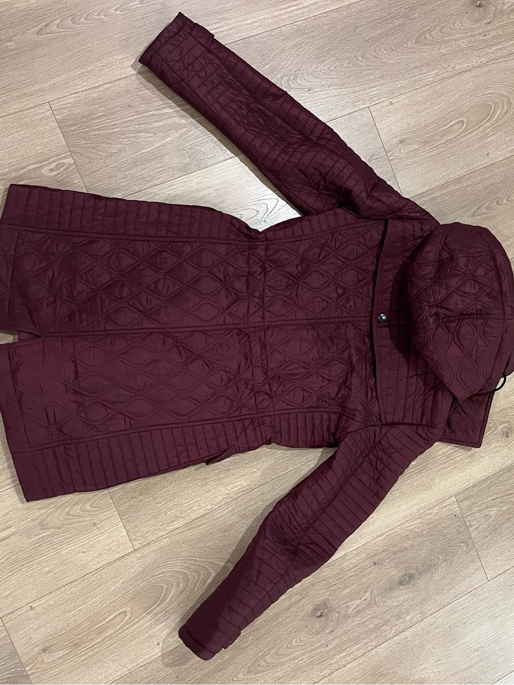 Burberry Brit Quilted Hooded Coat in Burgundy - Picture 4 of 11